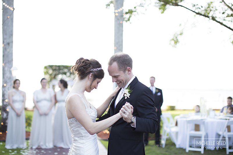 bride and groom first dance photo