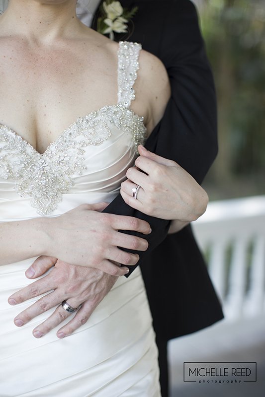 bride and groom ring photo